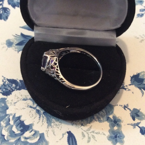 ART DECO STYLE STERLING SILVER AMETHYST RING SZ 9 - Picture 5 of 8